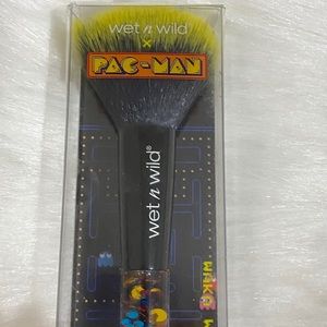 Wet n wild powder makeup brush